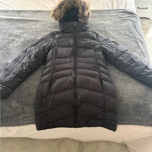 Marmot Women's Black Quilted Down Puffer Coat with Faux Fur Hood